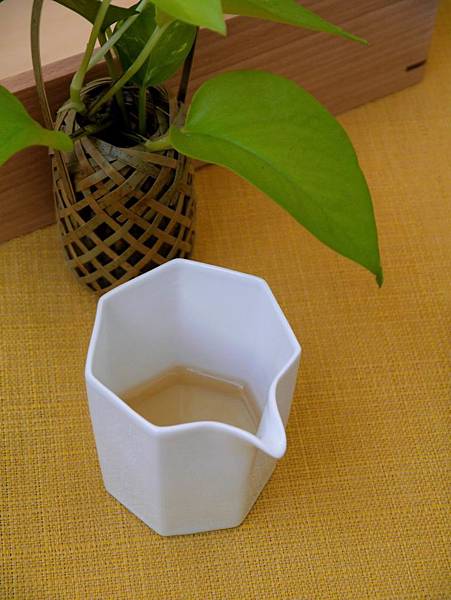 Q66六角小茶盅-2.JPG Q66六角小茶盅-2.JPG
