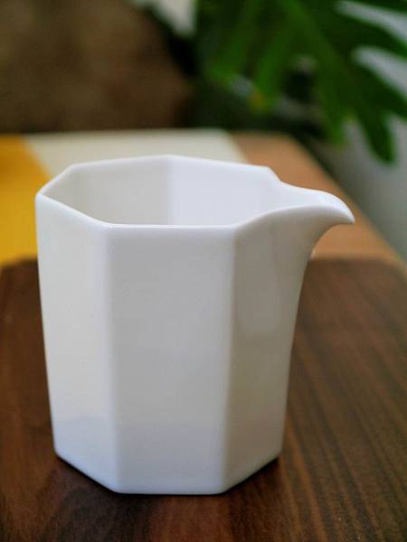 Q66六角小茶盅-5.JPG Q66六角小茶盅-5.JPG