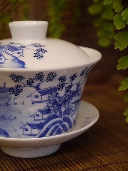 Q44青花山水蓋杯-2.JPG Q44青花山水蓋杯-2.JPG