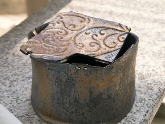 a2墨金花器。水方-1.JPG a2墨金花器。水方-1.JPG