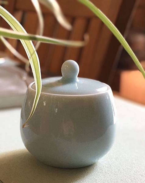 N36淡青瓷茶罐-1.jpg N36淡青瓷茶罐-1.jpg