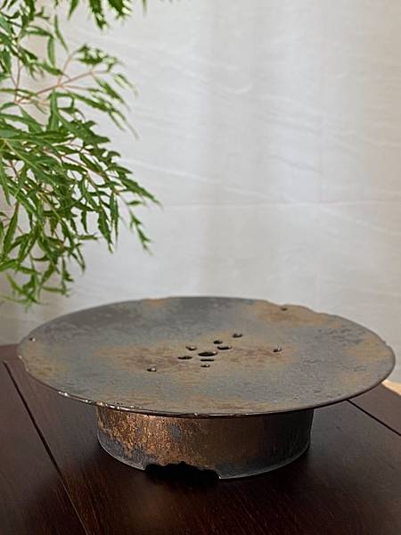 B32墨金二式壺承-1.jpg B32墨金二式壺承-1.jpg