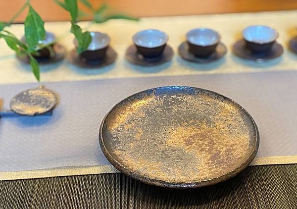 B39康嘉良墨金壺承-1.jpg B39康嘉良墨金壺承-1.jpg