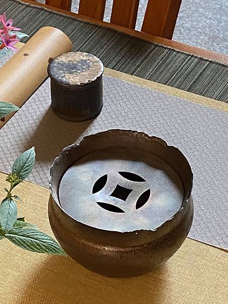 金屬蓋水方-1。.jpg 金屬蓋水方-1。.jpg