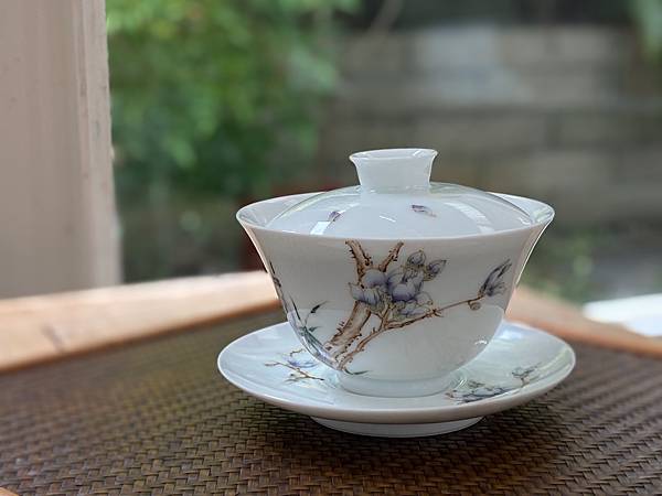 手繪夷梓花蓋杯-1.jpg 手繪夷梓花蓋杯-1.jpg