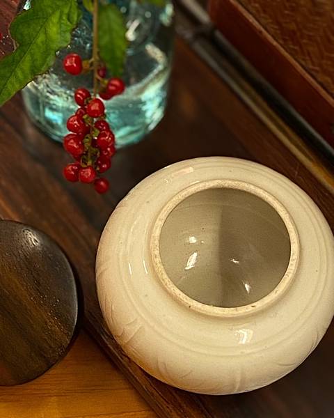 Q48黑檀木蓋定窯茶罐-3.jpg