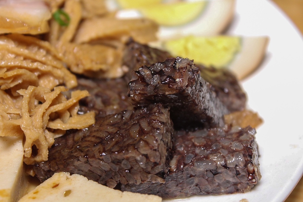 高雄平價美食立信麵館漢神巨蛋周邊美食 (21).jpg