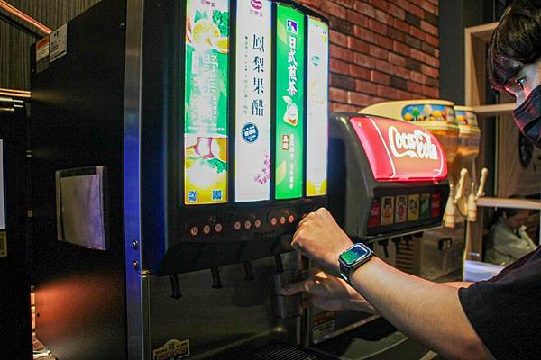 高雄宵夜美食火鍋吃到飽肉多多仁武仁雄店 (52).jpg