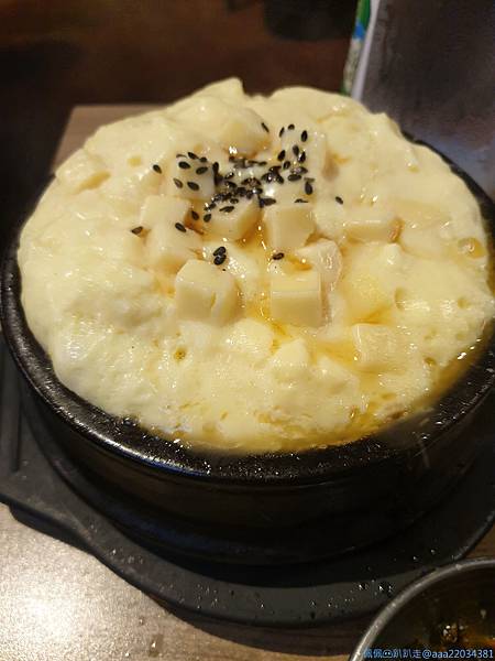 大安區餐廳❤台韓民國韓式燒肉。超浮誇水果燒酒。小菜吃到飽。內