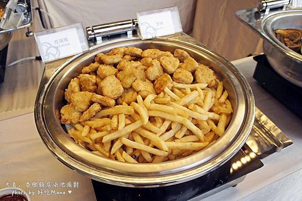 香樹飯店泳池派對 