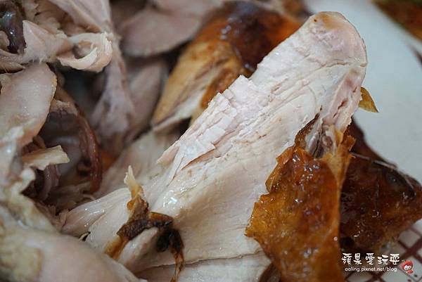 南投竹山‧古早味龍眼木煙燻燒烤的「陳記甕缸雞」 南投竹山‧古早味龍眼木煙燻燒烤的「陳記甕缸雞」