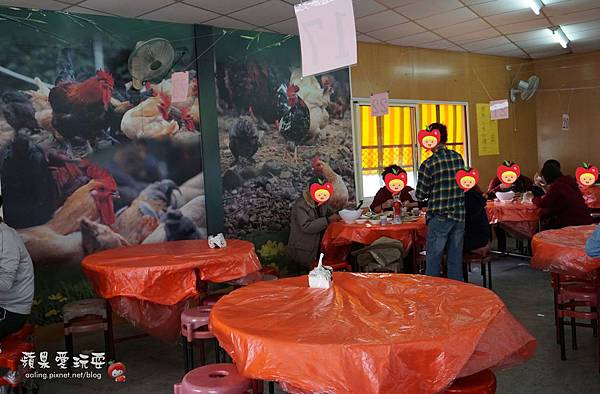 南投竹山‧古早味龍眼木煙燻燒烤的「陳記甕缸雞」 南投竹山‧古早味龍眼木煙燻燒烤的「陳記甕缸雞」