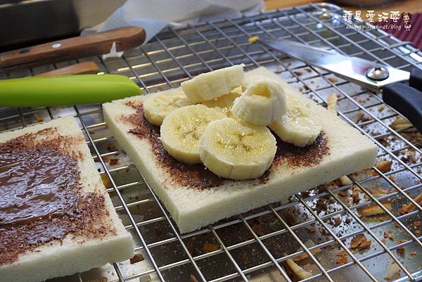 台南永康‧內餡手工製作,口味獨特好吃的熱壓吐司~「雙角號」 台南永康‧內餡手工製作,口味獨特好吃的熱壓吐司~「雙角號」