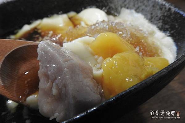 台北信義區‧夏天消暑,好吃的雪花冰和豆花低加啦~讓人驚艷的「寒舍冰舖」(台北信義區、冰店、雪花冰、豆花) 台北信義區‧夏天消暑,好吃的雪花冰和豆花低加啦~讓人驚艷的「寒舍冰舖」(台北信義區、冰店、雪花冰、豆花)