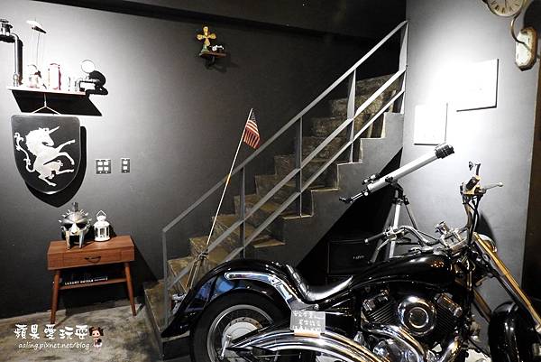 高雄左營‧帶著復古風,讓人感到安心舒適的窩~「Onward Café 安窩咖啡」 高雄左營‧帶著復古風,讓人感到安心舒適的窩~「Onward Café 安窩咖啡」