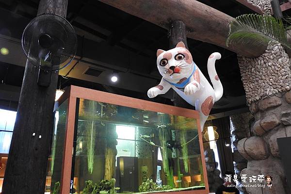 台南安平‧海洋風貓咪群,好拍好好玩~「虱目魚主題館」府城旗艦店(二訪) 台南安平‧海洋風貓咪群,好拍好好玩~「虱目魚主題館」府城旗艦店(二訪)
