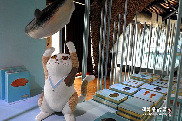 台南安平‧海洋風貓咪群,好拍好好玩~「虱目魚主題館」府城旗艦店(二訪) 台南安平‧海洋風貓咪群,好拍好好玩~「虱目魚主題館」府城旗艦店(二訪)