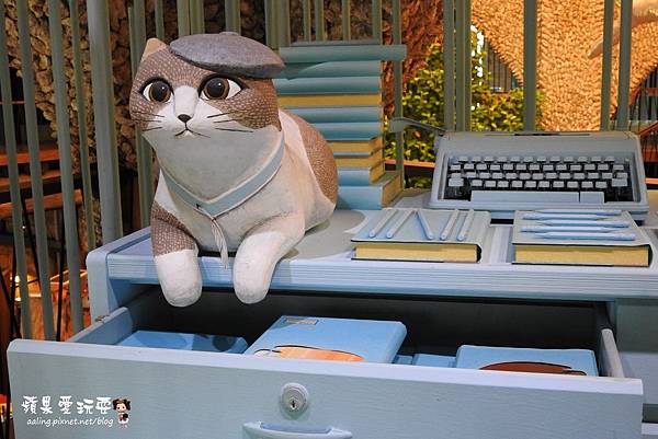 台南安平‧海洋風貓咪群,好拍好好玩~「虱目魚主題館」府城旗艦店(二訪) 台南安平‧海洋風貓咪群,好拍好好玩~「虱目魚主題館」府城旗艦店(二訪)