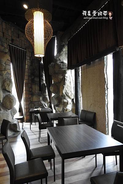 台南安平‧海洋風貓咪群,好拍好好玩~「虱目魚主題館」府城旗艦店(二訪) 台南安平‧海洋風貓咪群,好拍好好玩~「虱目魚主題館」府城旗艦店(二訪)