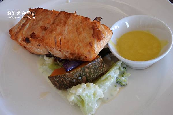 高雄大樹‧濃濃地中海風,中餐價位偏高,下午茶平價的「小希臘莊園」 高雄大樹‧濃濃地中海風,中餐價位偏高,下午茶平價的「小希臘莊園」