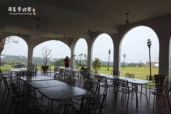 高雄大樹‧濃濃地中海風,中餐價位偏高,下午茶平價的「小希臘莊園」 高雄大樹‧濃濃地中海風,中餐價位偏高,下午茶平價的「小希臘莊園」
