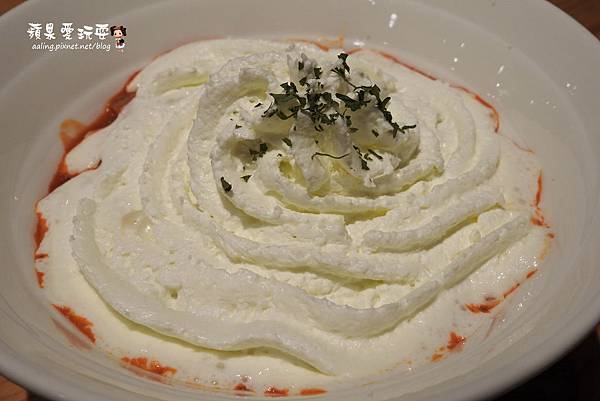 高雄岡山‧大口吃美味韓式炸雞,韓國人開的店~「Chicking-韓國歐爸呀炸雞」 高雄岡山‧大口吃美味韓式炸雞,韓國人開的店~「Chicking-韓國歐爸呀炸雞」