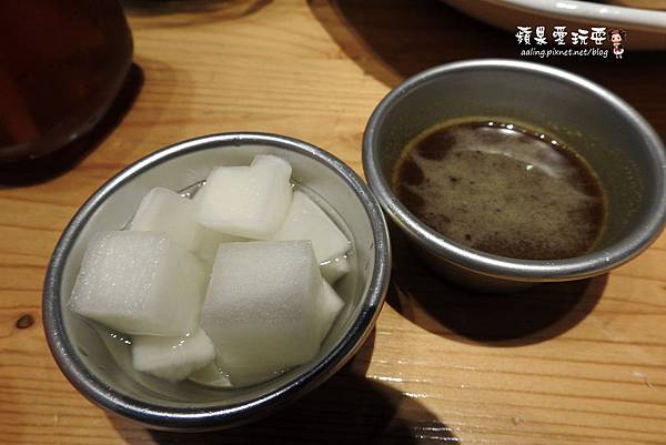 高雄岡山‧大口吃美味韓式炸雞,韓國人開的店~「Chicking-韓國歐爸呀炸雞」 高雄岡山‧大口吃美味韓式炸雞,韓國人開的店~「Chicking-韓國歐爸呀炸雞」