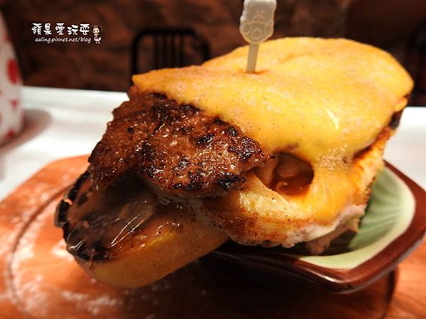 屏東恆春‧新發現!隱藏在墾丁巷弄內的美食~「賀Her 巷內食間」烤饅頭 屏東恆春‧新發現!隱藏在墾丁巷弄內的美食~「賀Her 巷內食間」烤饅頭