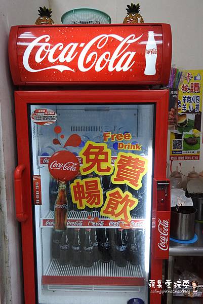 高雄大寮‧羊肉爐吃到飽不稀奇,有獨家研發彩虹湯,還有羊肉碗粿.羊肉粽,絕對超值的「小名羊肉爐」 高雄大寮‧羊肉爐吃到飽不稀奇,有獨家研發彩虹湯,還有羊肉碗粿.羊肉粽,絕對超值的「小名羊肉爐」