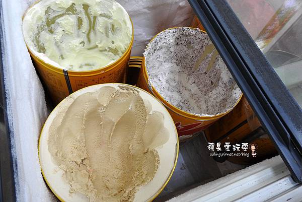 高雄大寮‧羊肉爐吃到飽不稀奇,有獨家研發彩虹湯,還有羊肉碗粿.羊肉粽,絕對超值的「小名羊肉爐」 高雄大寮‧羊肉爐吃到飽不稀奇,有獨家研發彩虹湯,還有羊肉碗粿.羊肉粽,絕對超值的「小名羊肉爐」