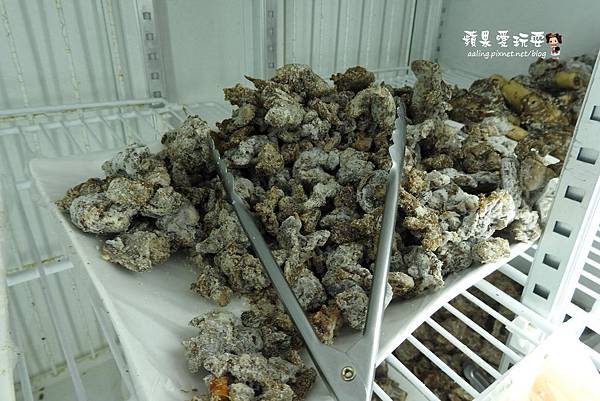 高雄大寮‧羊肉爐吃到飽不稀奇,有獨家研發彩虹湯,還有羊肉碗粿.羊肉粽,絕對超值的「小名羊肉爐」 高雄大寮‧羊肉爐吃到飽不稀奇,有獨家研發彩虹湯,還有羊肉碗粿.羊肉粽,絕對超值的「小名羊肉爐」