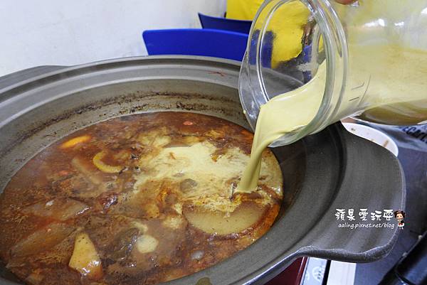 高雄大寮‧羊肉爐吃到飽不稀奇,有獨家研發彩虹湯,還有羊肉碗粿.羊肉粽,絕對超值的「小名羊肉爐」 高雄大寮‧羊肉爐吃到飽不稀奇,有獨家研發彩虹湯,還有羊肉碗粿.羊肉粽,絕對超值的「小名羊肉爐」