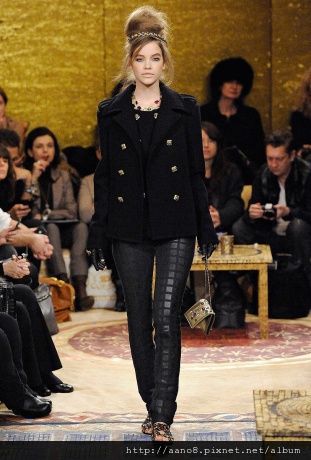 9-chanel_135522785237.jpg_article_gallery_slideshow_v2.jpg