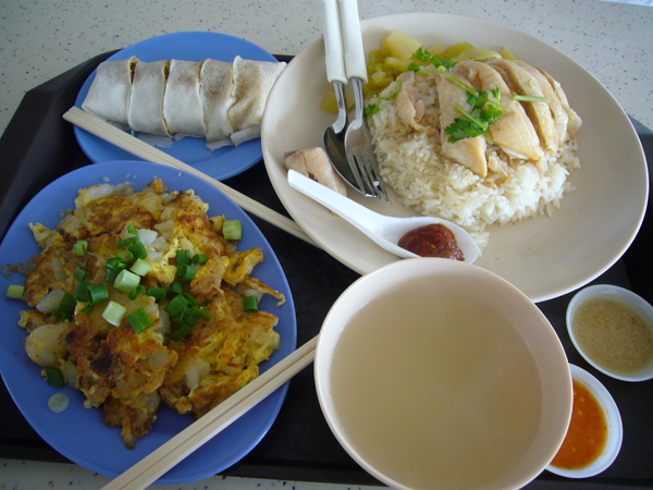 薄餅（潤餅）、海南雞飯、蘿蔔糕