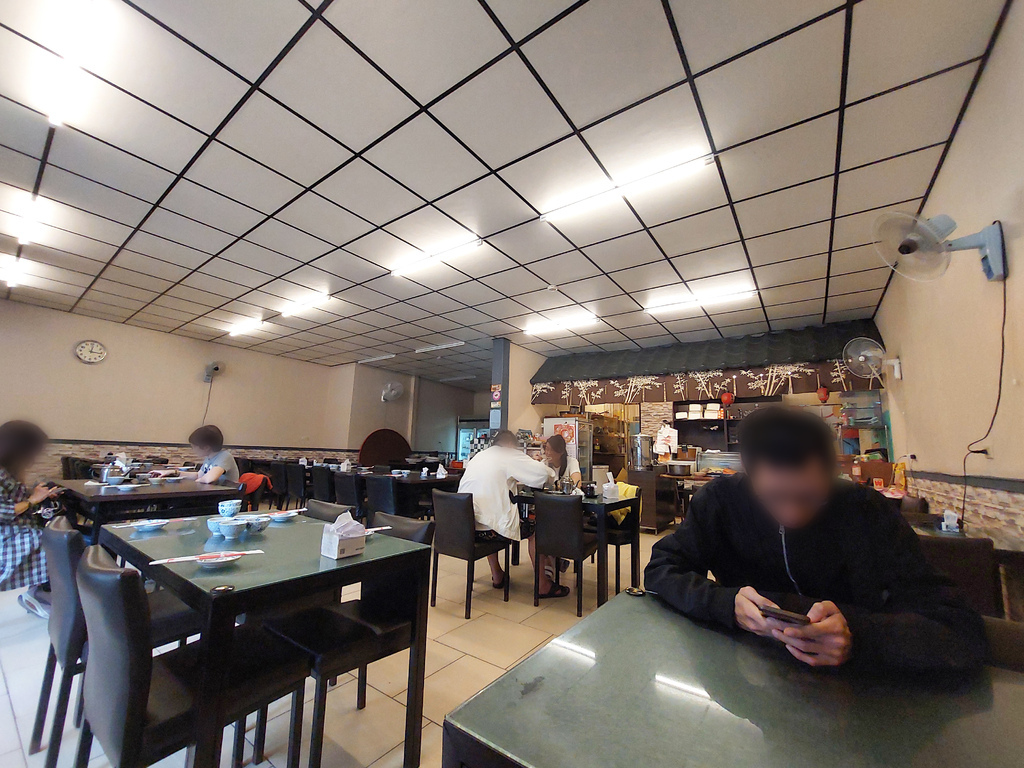 生魚片厚切超豪邁！桃園龜山銘傳，讓人回味無窮的平價日式料理【