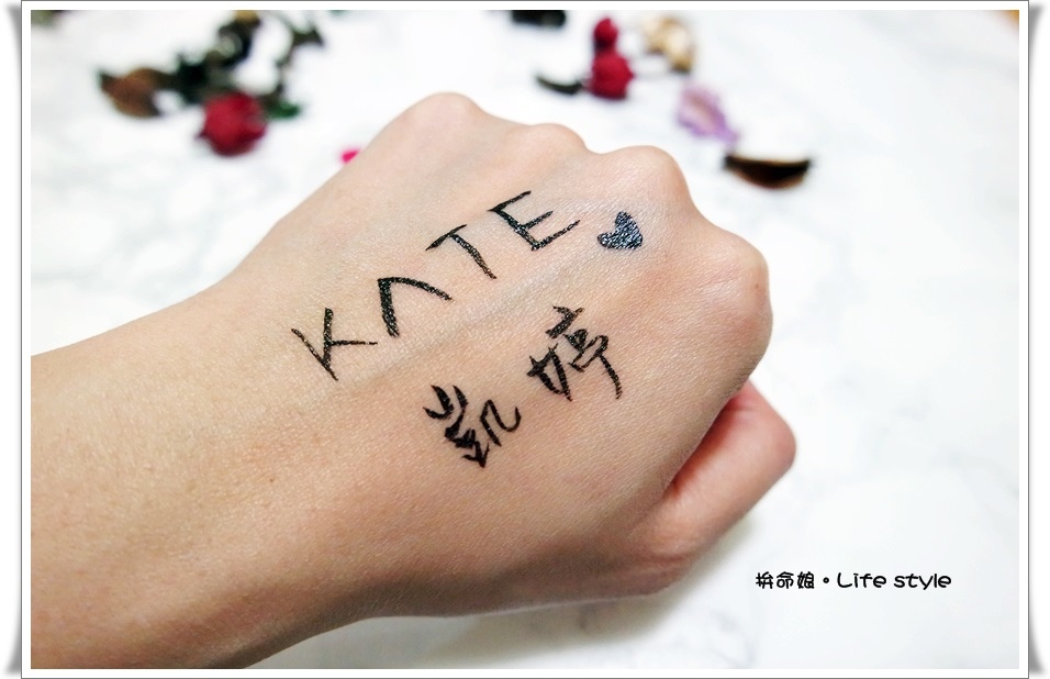 KATE 進化版持久液體眼線筆5.jpg