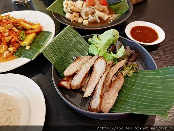 【泰國】曼谷獨棟餐廳｜聚餐推薦｜泰國菜｜Baan Somtu