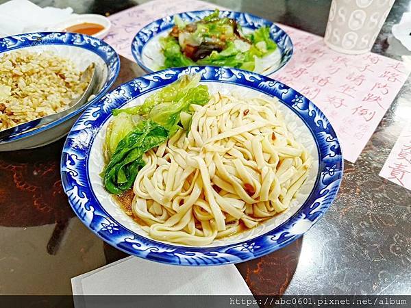 【宜蘭】滷肉飯、滷味拼盤｜宜蘭在地排隊美食｜三星香滷肉飯(當