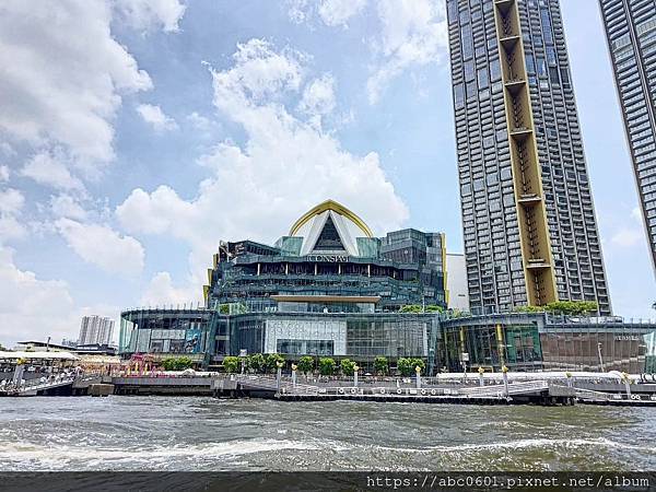 【泰國】曼谷旅遊景點ICONSIAM｜99元泰銖起～人氣冰淇