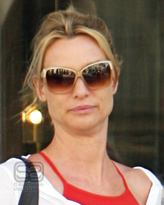 Nicollette-Sheridan-Oliver-Peoples-Skyla.jpg