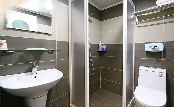 room54.jpg room54.jpg