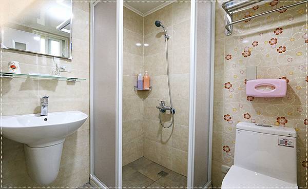 room24.jpg room24.jpg