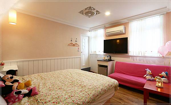 room23.jpg room23.jpg