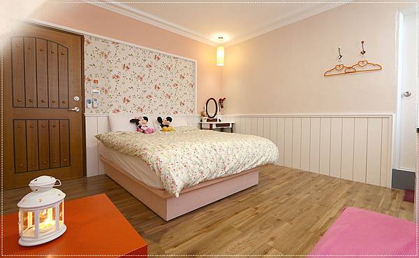 room21.jpg room21.jpg