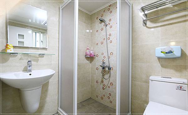 room34.jpg room34.jpg