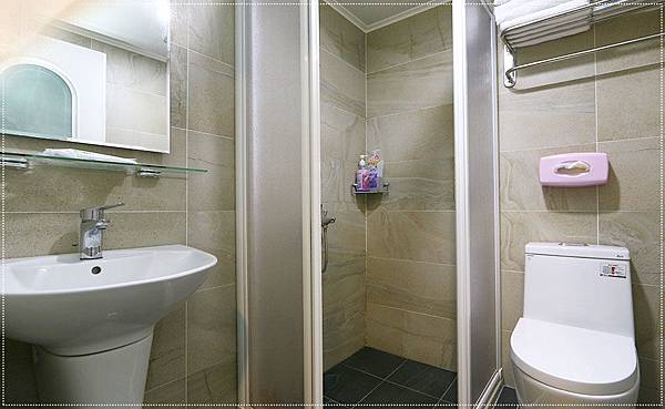 room44.jpg room44.jpg