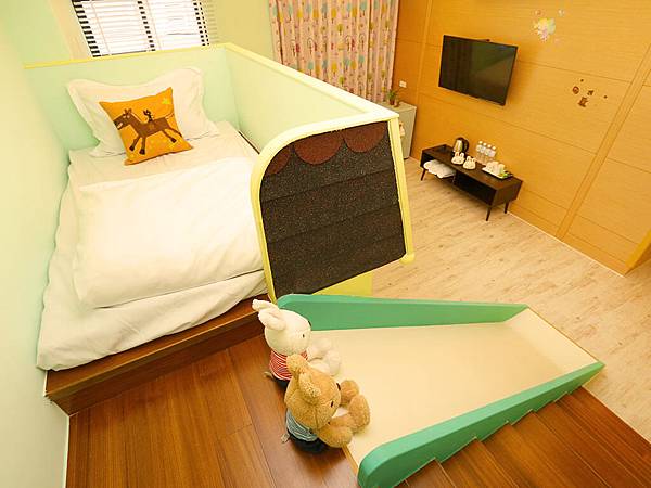 room13 room13
