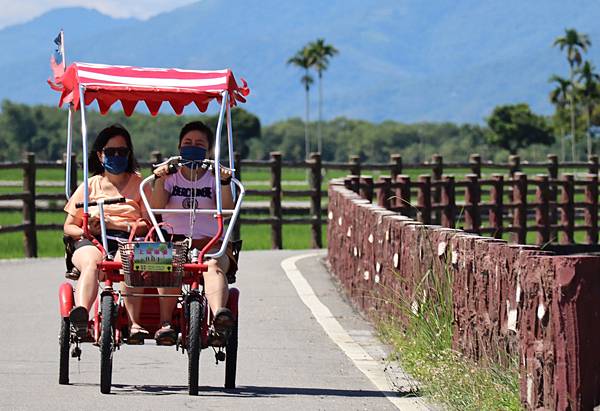 騎車 (8).JPG