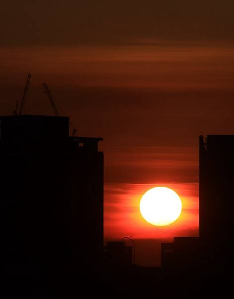 為天地寫日記(大稻埕夕陽、飛機降落)(2023.09.18)