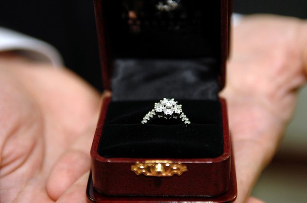我的鑽戒~老公自掏腰包